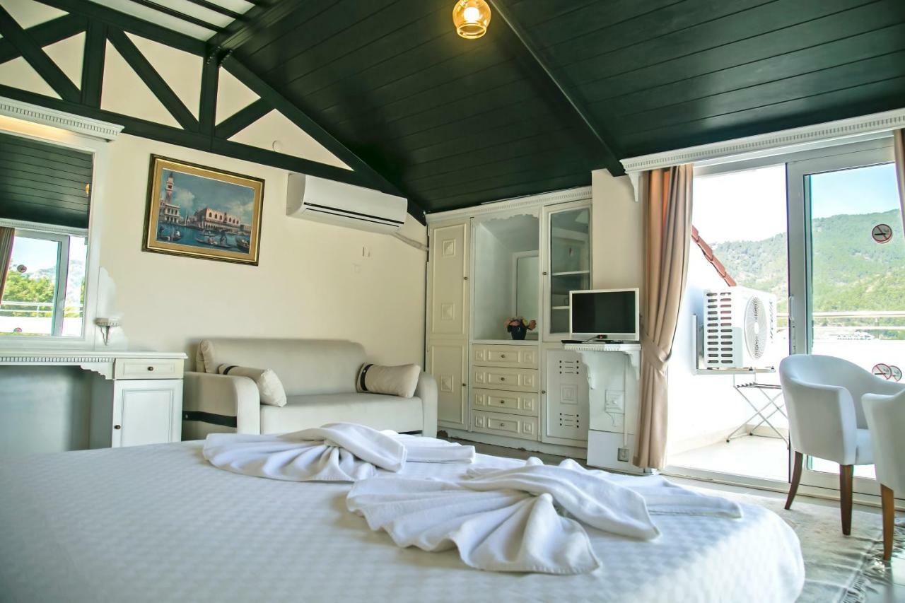 Hotel Chateau De Ville Marmaris Bagian luar foto