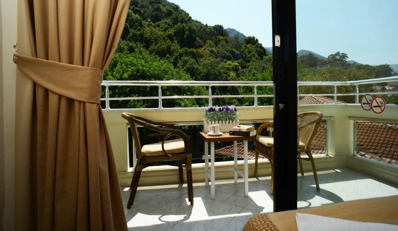Hotel Chateau De Ville Marmaris Bagian luar foto