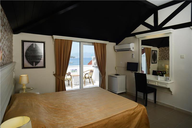 Hotel Chateau De Ville Marmaris Bagian luar foto