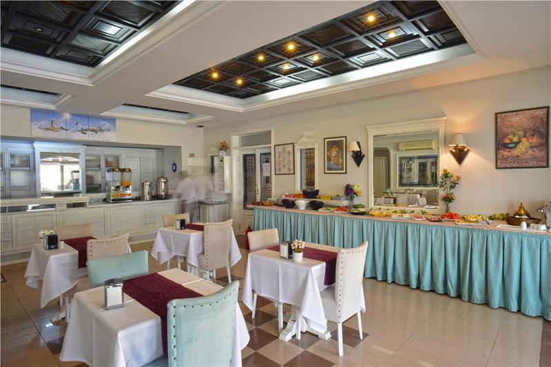 Hotel Chateau De Ville Marmaris Bagian luar foto